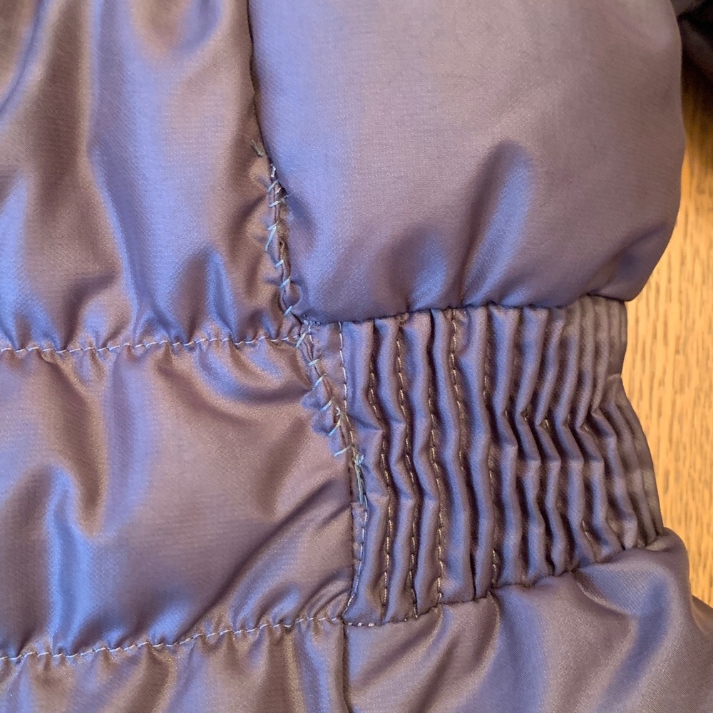 The North Face M550 Down Puffer Jacket - Picture 9 of 10
